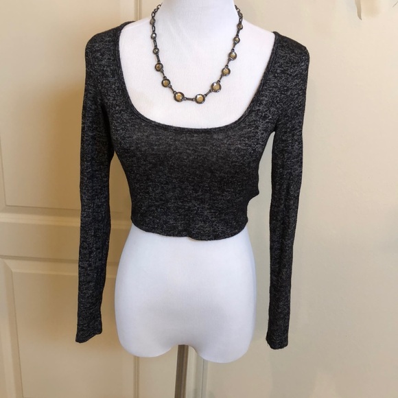 Forever 21 Tops - - NWOT Forever 21 cropped top